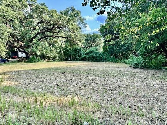 5th image of 3901 Moffett Rd