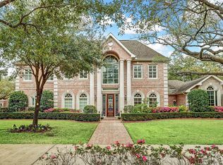 5666 Pine Forest Rd, Houston, TX 77056