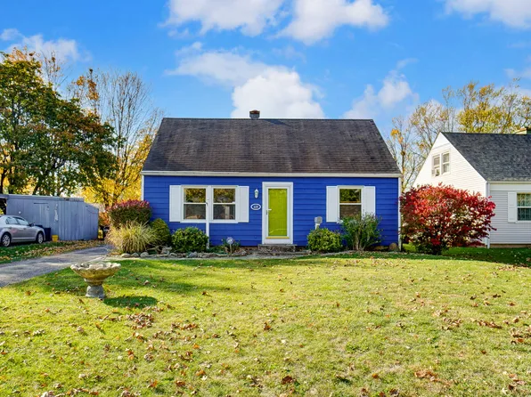 429 Old Village Rd, Columbus, OH 43228