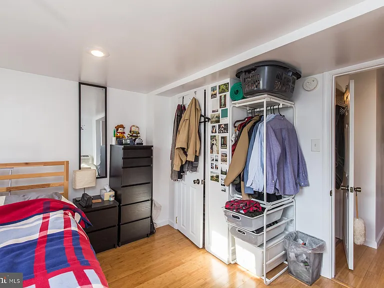 619 S 16th St #3R — Photo 12