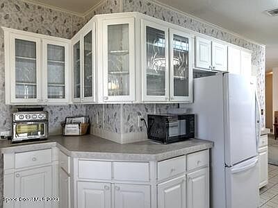 4th image of 7557 Montauk Ave #4