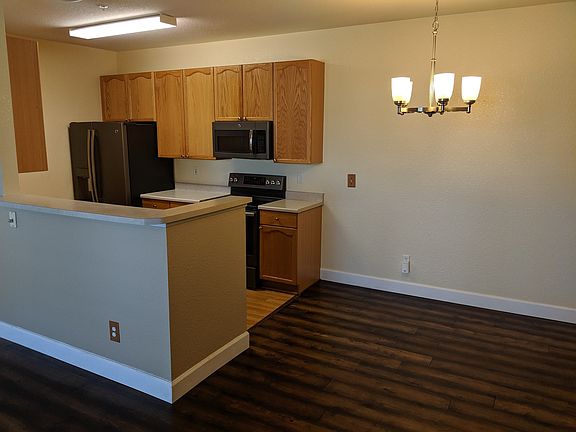 3rd image of 14323 E 1st Dr Unit 101