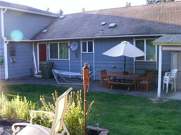 2nd image of 209 Beacon Hill Dr