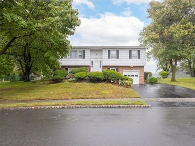 160 Lake Nanuet Drive, Nanuet, NY, 10954