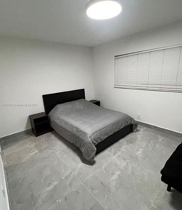 5th image of 5140 SW 40th Ave APT 2C