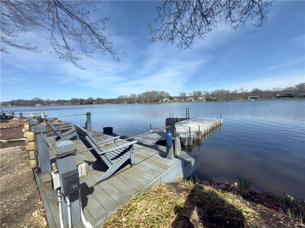 788 Latonka Dr, Mercer, PA 16137