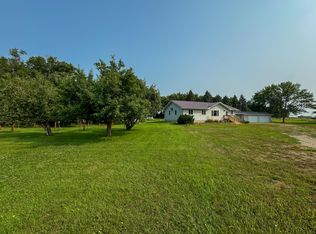 40398 210th St, Huron, SD 57350