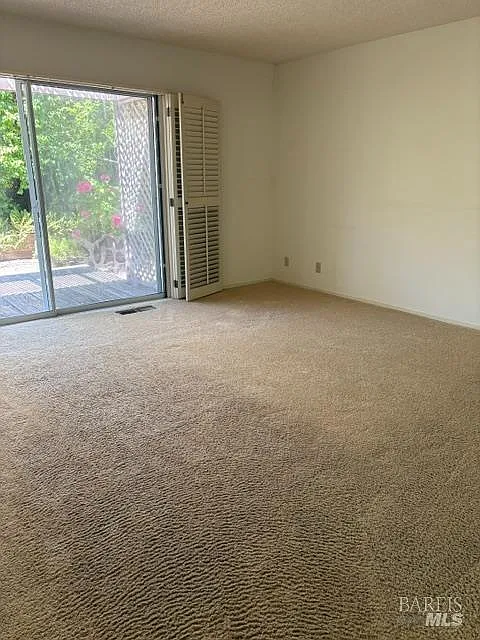 630 Lobelia Court - Photo 10