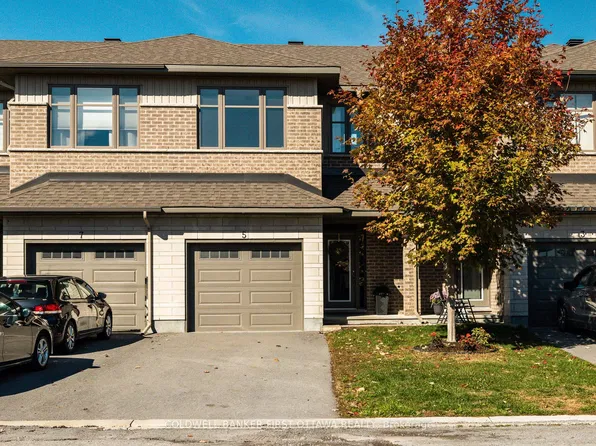 5 Taber St, Carleton Place, ON K7C 0H2