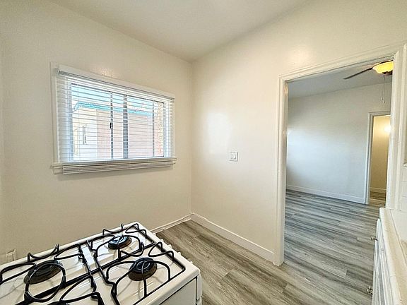 5th image of 147 S Normandie Ave APT 205