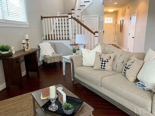 304 Hunterdale Dr — Photo 22