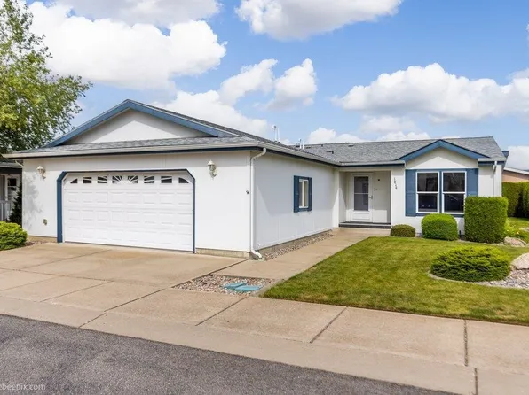 1814 N Meadows Pl, Greenacres, WA 99016