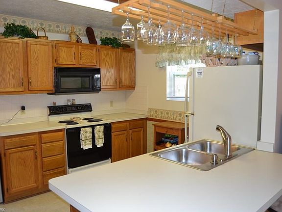 5th image of 892 Brittney Ct #2
