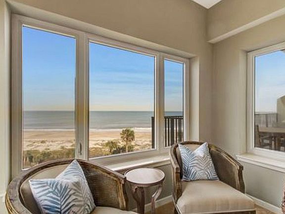 4th image of 1668 Sea Dunes Pl
