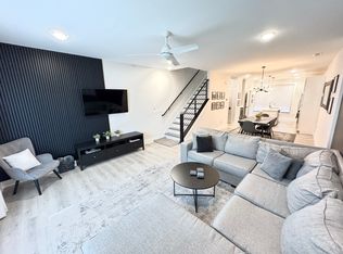 219 Freeland Ln, Charlotte, NC 28217