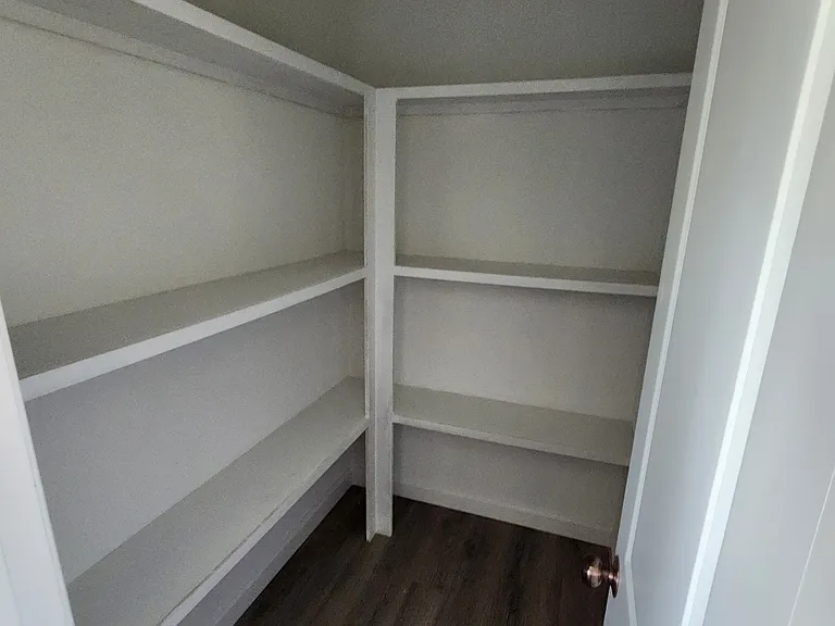 3626 Sunbeam St — Photo 7