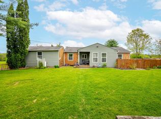 206 Sebago Lake Rd, Gorham, ME 04038