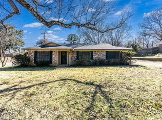 110 Stephanie Dr, Palestine, TX 75803