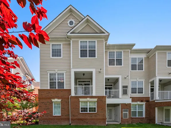 23275 Milltown Knoll Sq Unit 118, Ashburn, VA 20148