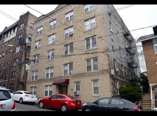 24 74th St, North Bergen, NJ 07047