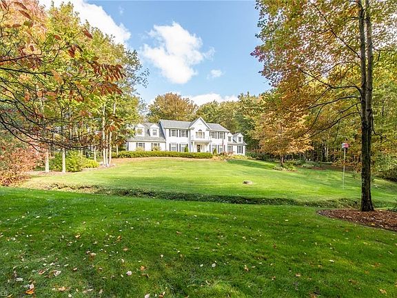 2nd image of 12020 Quail Woods Dr