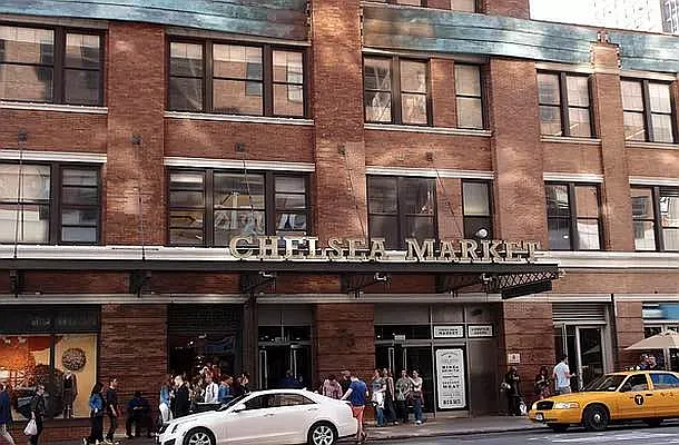 Rented by Douglas Elliman | media 18