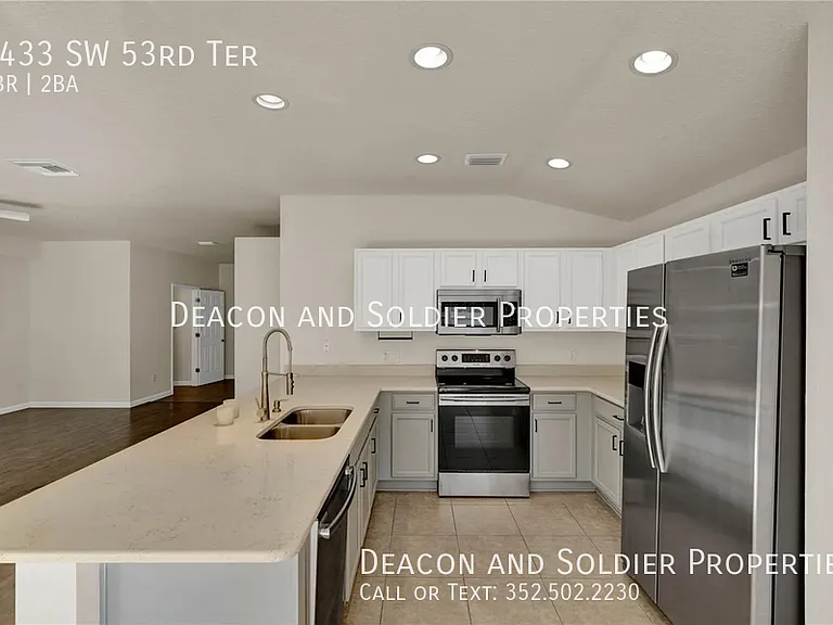 4433 SW 53rd Ter — Photo 9