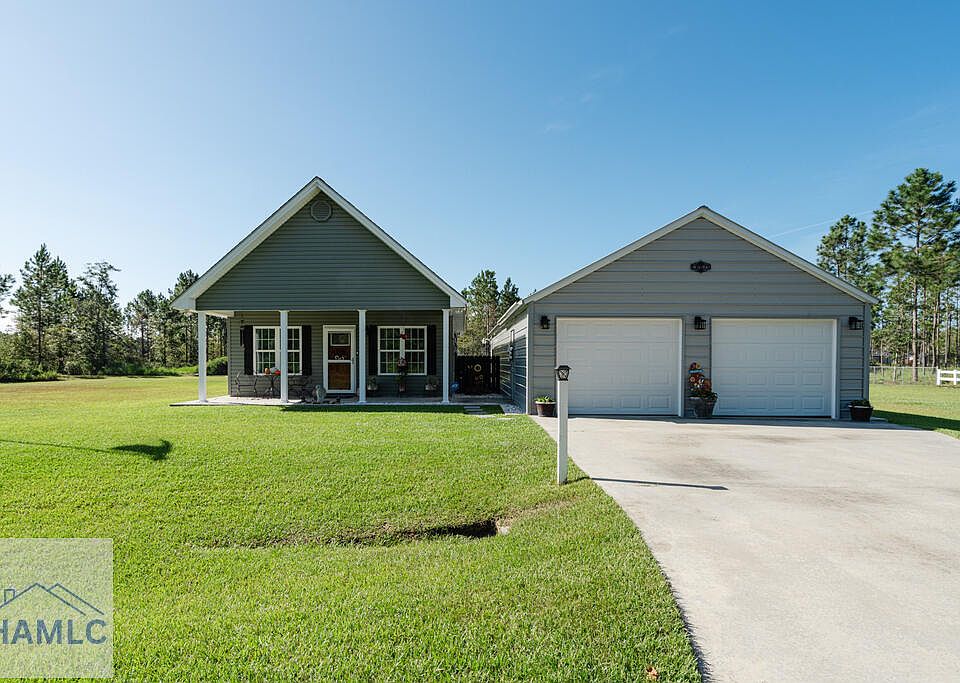 1st image of 96 Cardinal Ln