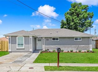 4610 Longfellow Dr, New Orleans, LA 70127