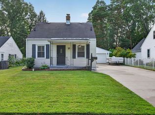 4121 Jefferson Ave, Midland, MI 48640