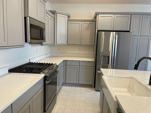 5th image of 6220 Scioto Hghld Dr