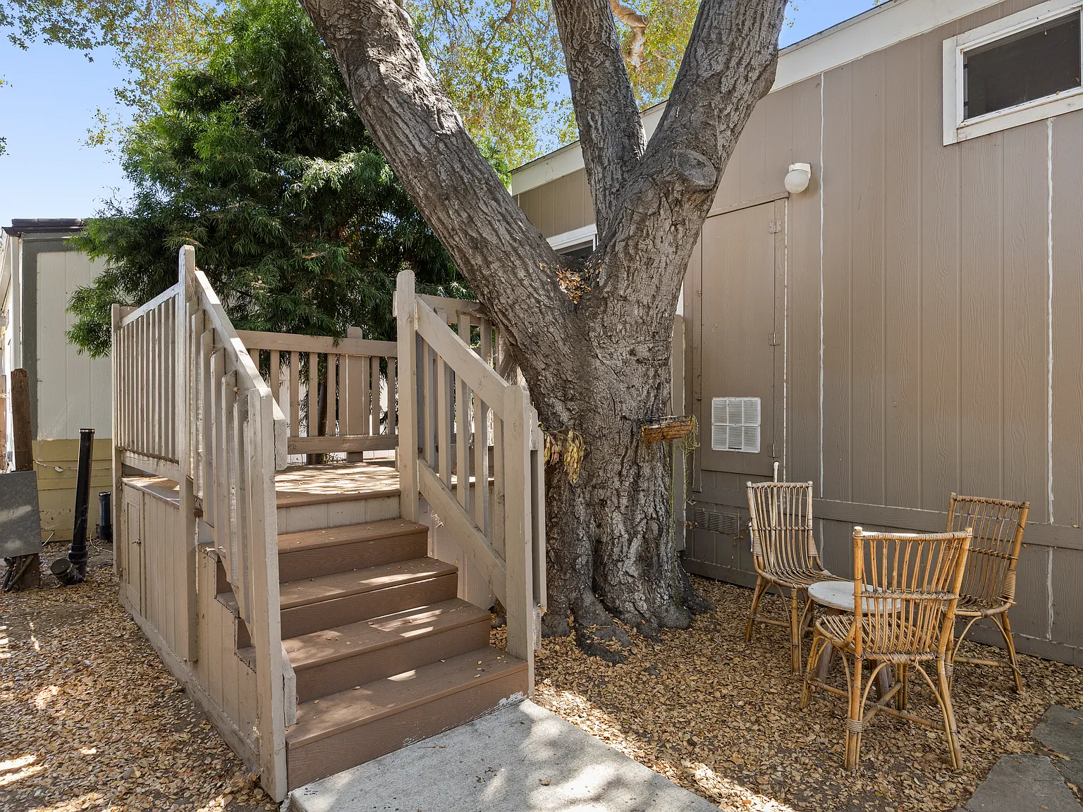 2 bed, 1200 sqft, $2,950 — Photo 3