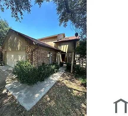 3712 Pulsar Dr — Photo 2