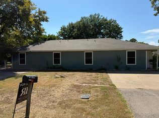 613 N Cherry St APT A, Aubrey, TX 76227