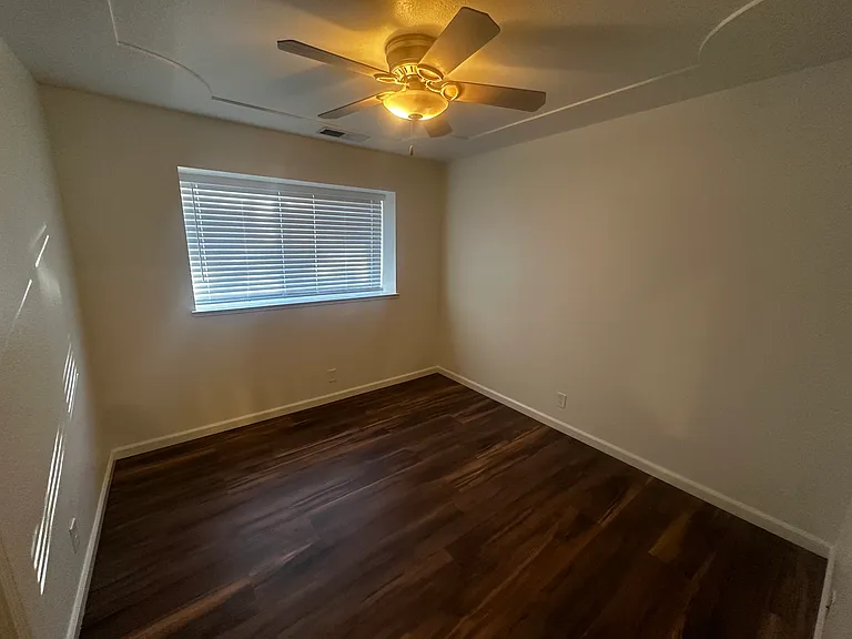 241 Windrose Ct — Photo 7