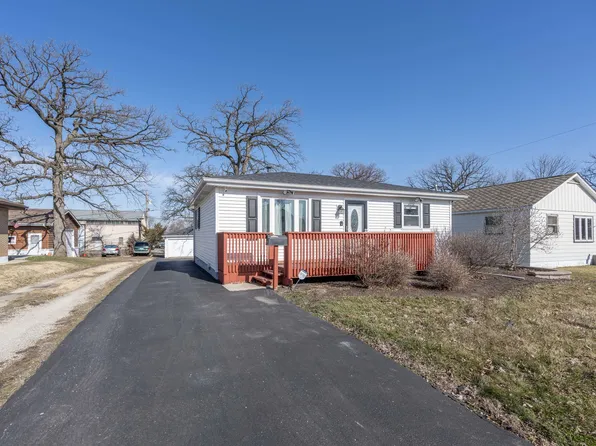 314 Birkey Ave, Crest Hill, IL 60403