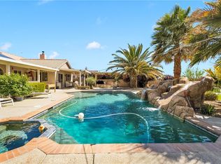 13350 Paoha Rd, Apple Valley, CA 92308