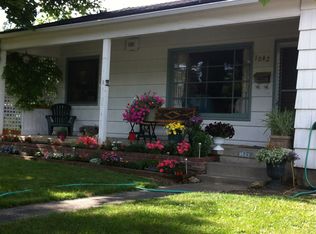 1042 Mount Pitt Ave, Medford, OR
