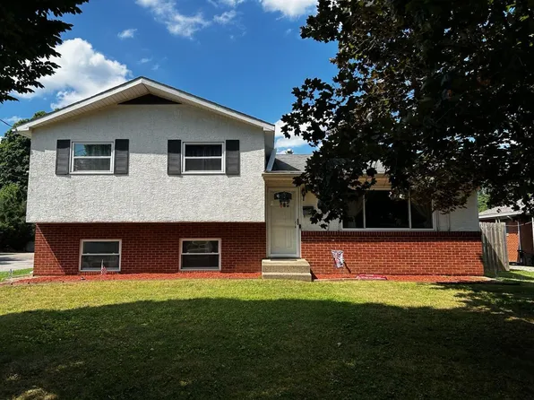 700 Elm St, Groveport, OH 43125