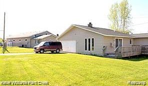 1st image of 8036 N Clare Ave