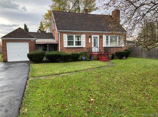 325 Meyer Rd, Amherst, NY 14226