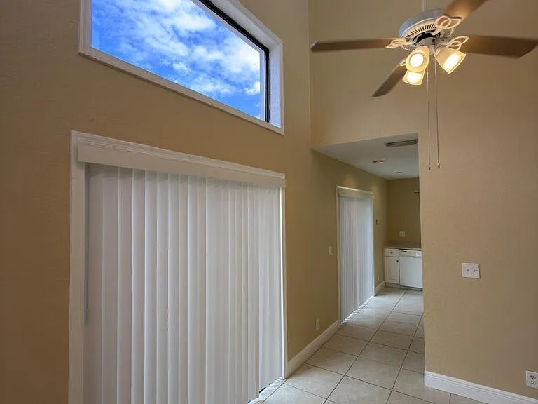 13769 Yarmouth Dr — Photo 5