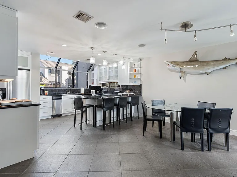 16 Portside Dr #16C — Photo 56
