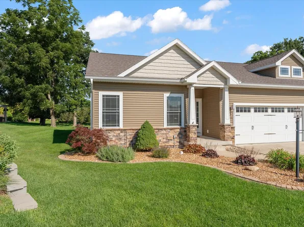 1806 Lake Ridge Ct #1806, Mahomet, IL 61853