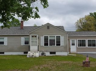 73 Kirk Dr, Springfield, MA 01109