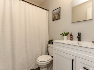 1022 S 230th St APT 107, Seattle, WA 98198