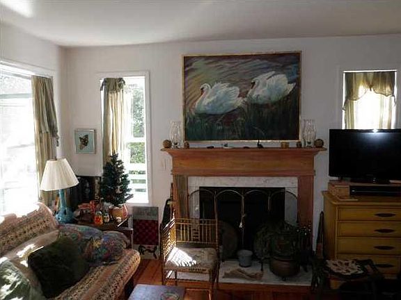 3rd image of 2656 Jasper Blvd