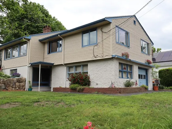 22 Burdett Rd, Lynn, MA 01904