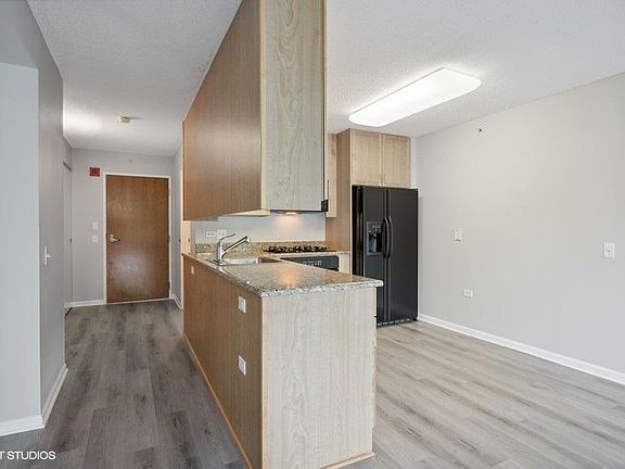 2nd image of 9655 Woods Dr Unit 404