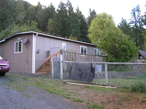 8807 Upper Olalla Rd, Winston, OR 97496